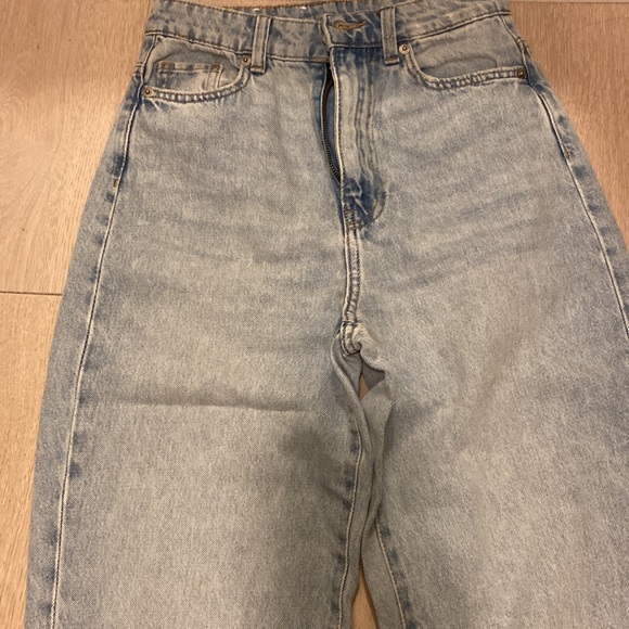 H&M - Picture 2 of 6